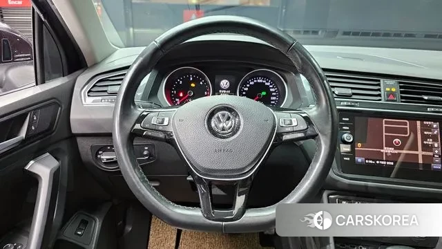 Volkswagen Tiguan second Generation 2020 Черный из Кореи, фото 4