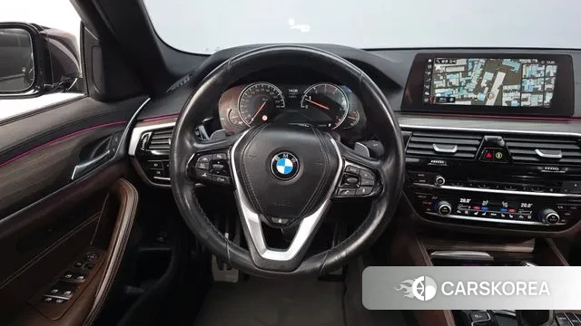 BMW 5 Series (G30) 2018 Черный из Кореи, фото 4