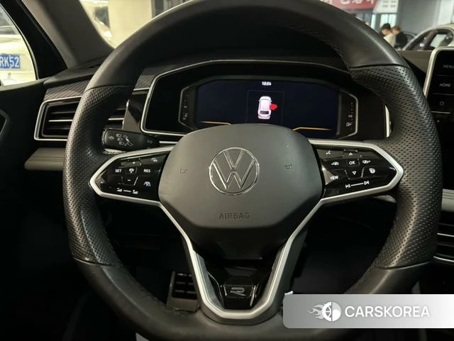 Volkswagen Tiguan L 2023 Черный из Китая, фото 4