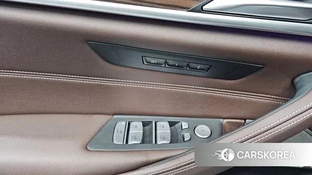 BMW 5 Series (G30) 2020 Серый из Кореи, фото 4