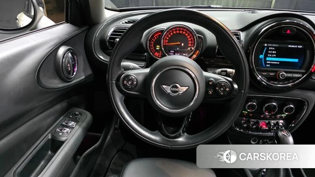 Mini Cooper Clubman 2018 Жемчужный цвет из Кореи, фото 4