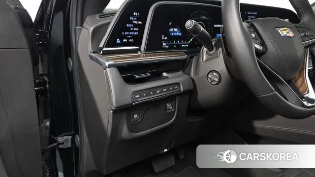 Cadillac Escalade 5th Generation 2024 Черный из Кореи, фото 4