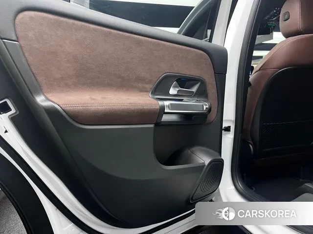 Mercedes-Benz GLB-Class X247 2025 Белый из Кореи, фото 4