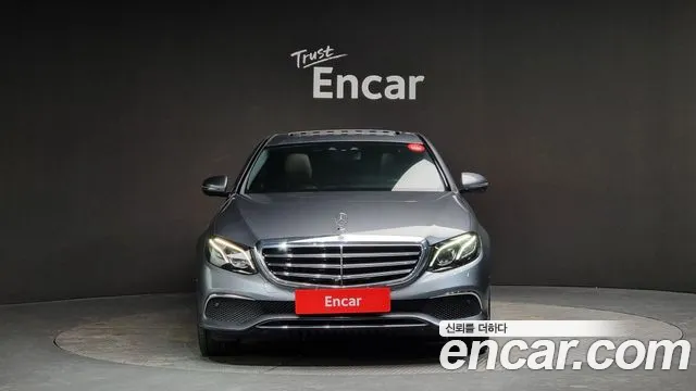 Mercedes-Benz E-Class W213 2018 Серый из Кореи, фото 4