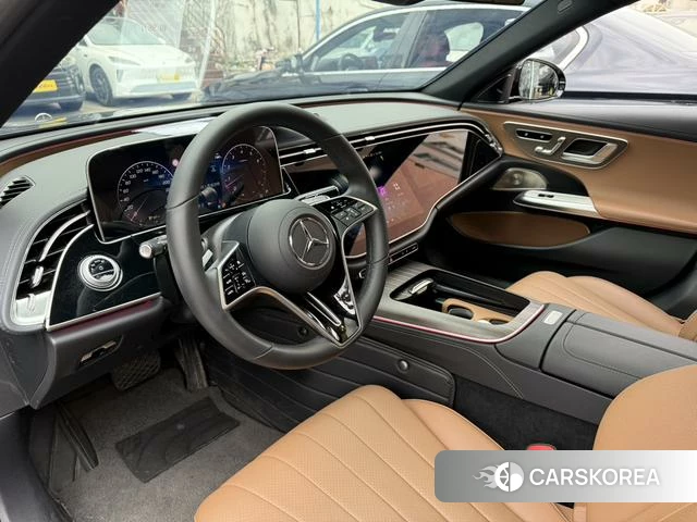Mercedes-Benz E-class 2025 Черный из Китая, фото 4