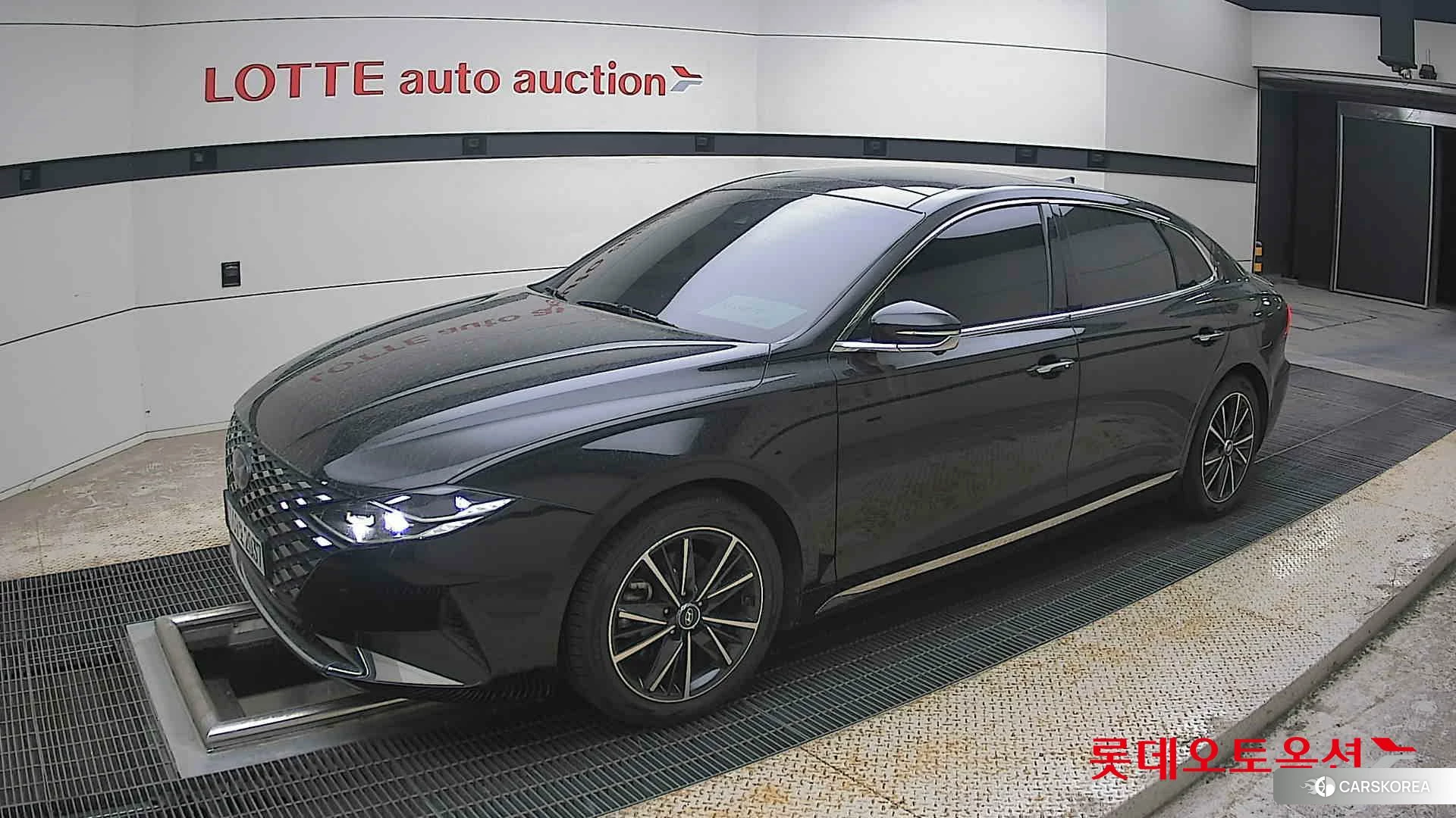 Hyundai Grandeur 2022 Midnight Black Pearl из Кореи, фото 4