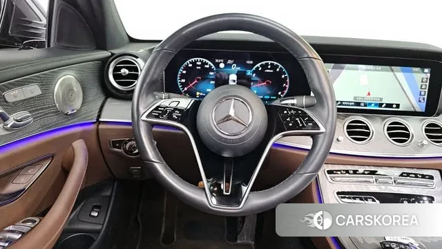 Mercedes-Benz E-Class W213 2022 Серый из Кореи, фото 4