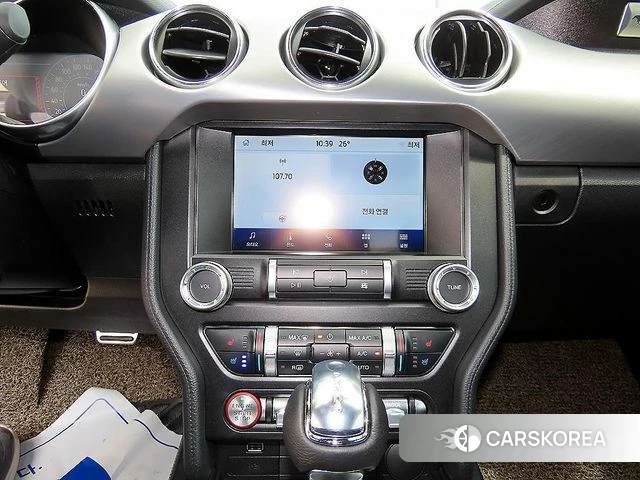 Ford Mustang 2023 Черный из Кореи, фото 4