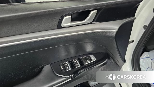 Kia The New K5 Hybrid 3rd generation 2024 Белый из Кореи, фото 4