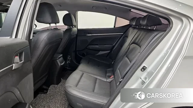 Hyundai Avante AD 2018 Серебряный из Кореи, фото 4