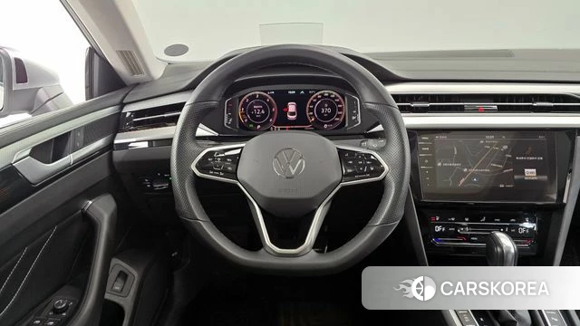 Volkswagen Arteon 2023 Белый из Кореи, фото 4
