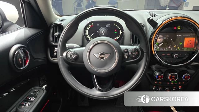 Mini Cooper Countryman 2021 Черный из Кореи, фото 4