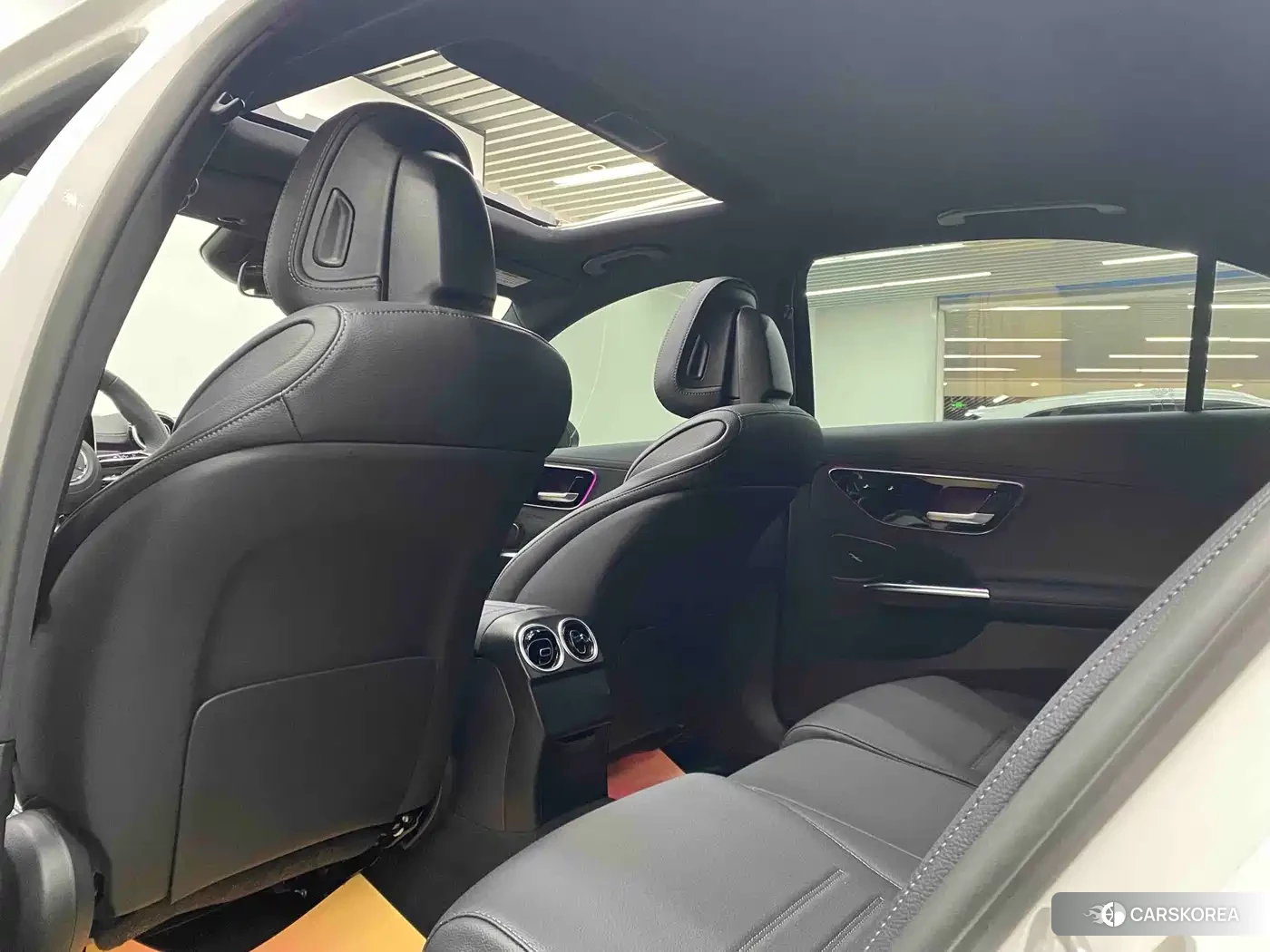 Mercedes-Benz C-class 2024 Белый из Китая, фото 4