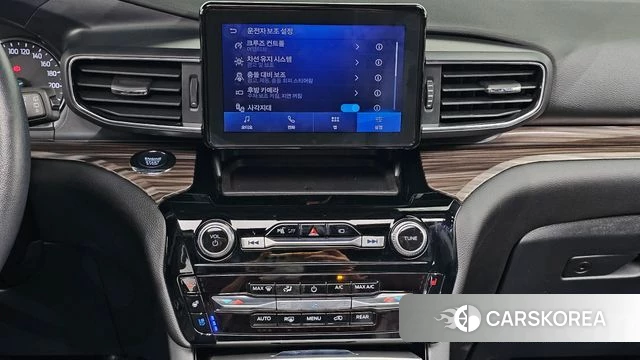Ford Explorer 6th Generation 2022 Белый из Кореи, фото 4