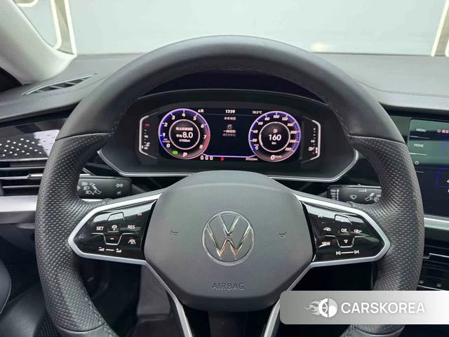 Volkswagen Passat 2023 Черный из Китая, фото 4