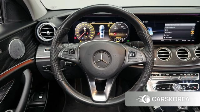 Mercedes-Benz E-Class W213 2018 Черный из Кореи, фото 4