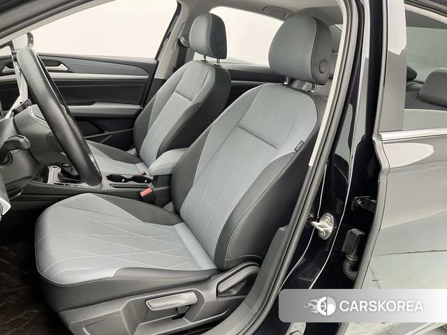 Volkswagen Lavida 2023 Черный из Китая, фото 4