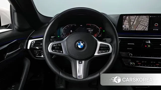 BMW 5 Series (G30) 2020 Белый из Кореи, фото 4