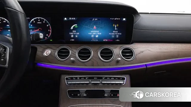 Mercedes-Benz E-Class W213 2022 Белый из Кореи, фото 4