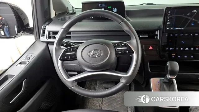 Hyundai Staria 2023 Белый из Кореи, фото 4