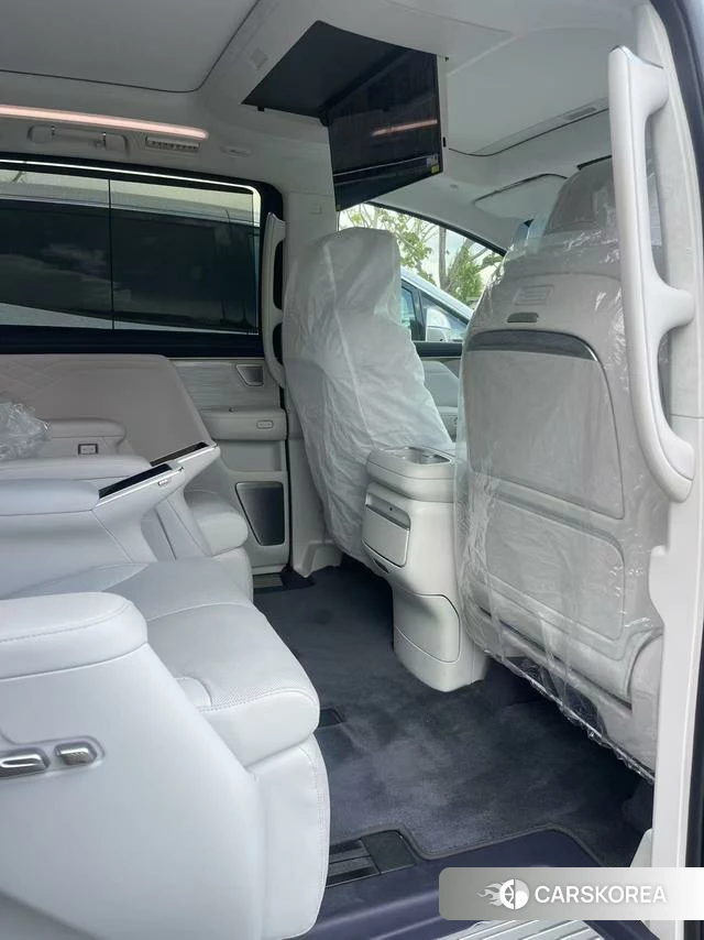 Buick Zhijing Family Pure Electric 2026 Серебристо-серый из Китая, фото 4