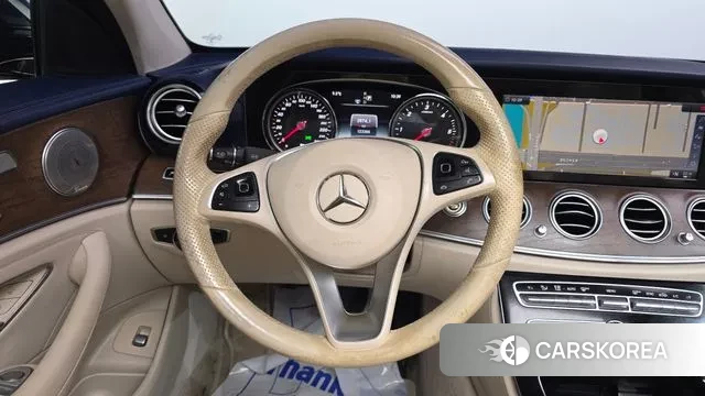 Mercedes-Benz E-Class W213 2018 Синий из Кореи, фото 4
