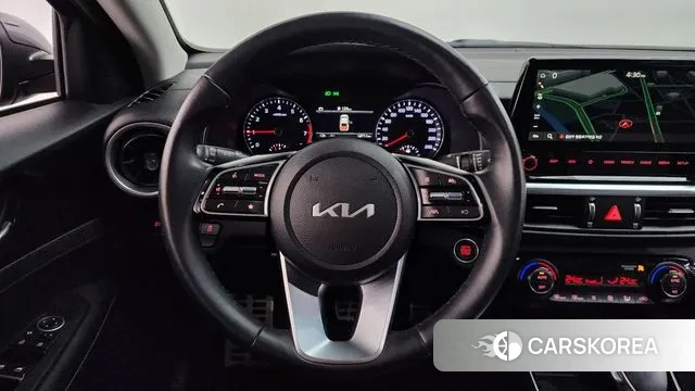 Kia The New K3 2nd generation 2024 Серый из Кореи, фото 4