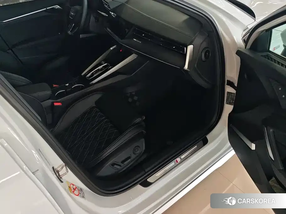 Audi A3 2026 Белый из Китая, фото 4