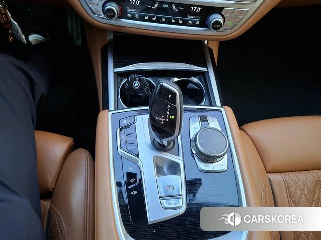 BMW 7 Series (G11) 2019 Черный из Кореи, фото 4