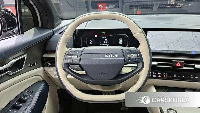 Kia The New Sportage 5th Generation Hybrid 2025 Серебристо-серый из Кореи, фото 4