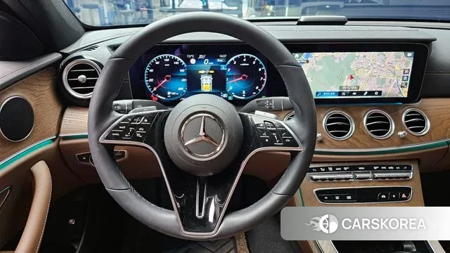 Mercedes-Benz E-Class W213 2022 Белый из Кореи, фото 4