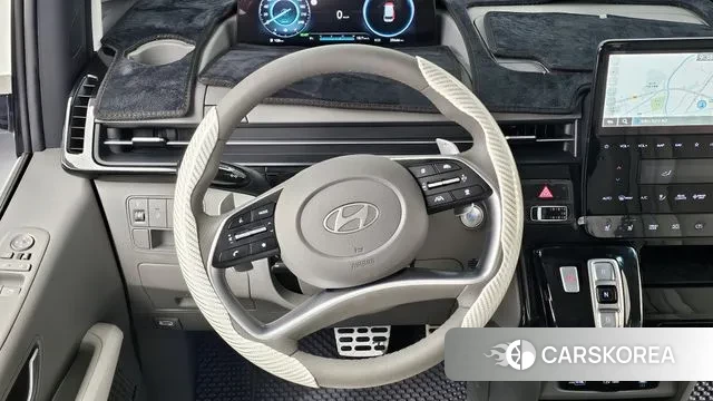 Hyundai Staria 2024 Белый из Кореи, фото 4