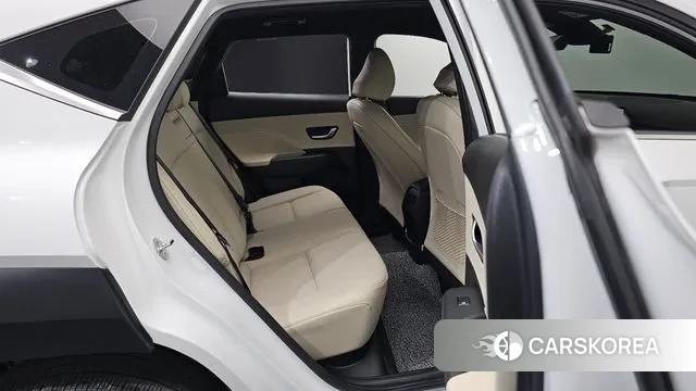 Hyundai Kona (SX2) 2024 Белый из Кореи, фото 4