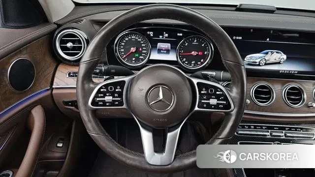 Mercedes-Benz E-Class W213 2019 Белый из Кореи, фото 4