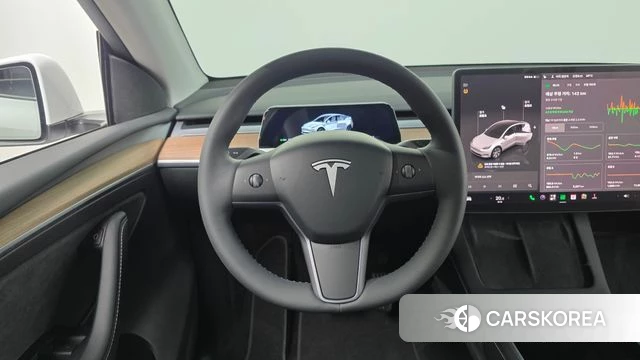Tesla Model Y 2023 Белый из Кореи, фото 4