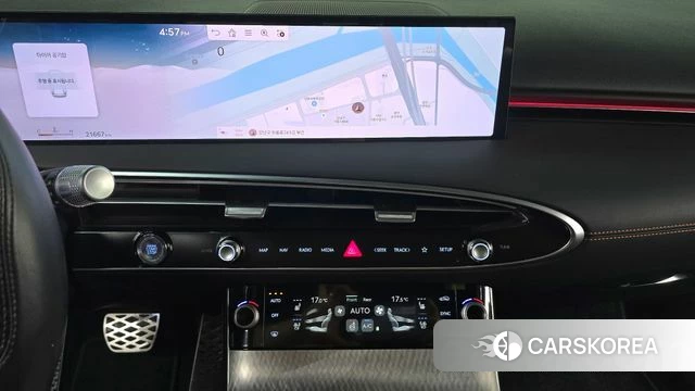 Genesis GV70 2024 Серый из Кореи, фото 4
