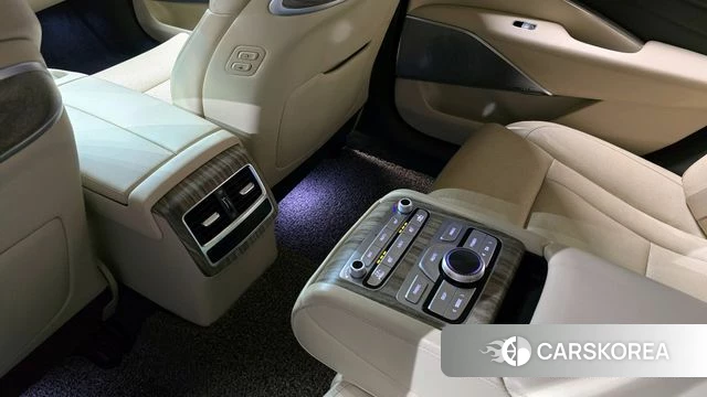 Kia The New K9 2nd generation 2023 Белый из Кореи, фото 4