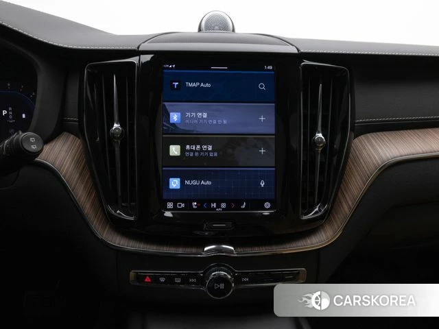 Volvo XC60 second Generation 2022 Белый из Кореи, фото 4