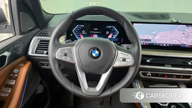 BMW X7 (G07) 2023 Белый из Кореи, фото 4