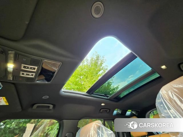 Land Rover Defender (L663) 2026 Черный из Кореи, фото 4