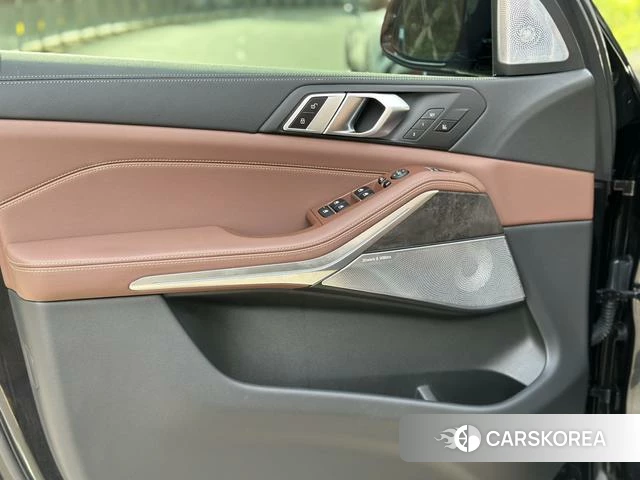BMW X5 (imported) 2022 Черный из Китая, фото 4
