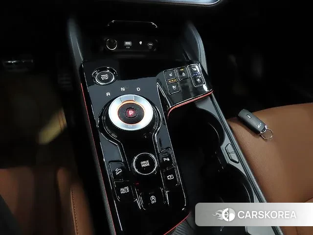 Kia Sportage 5th Generation 2024 Белый из Кореи, фото 4