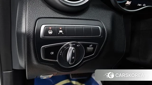 Mercedes-Benz C-Class W205 2021 Белый из Кореи, фото 4