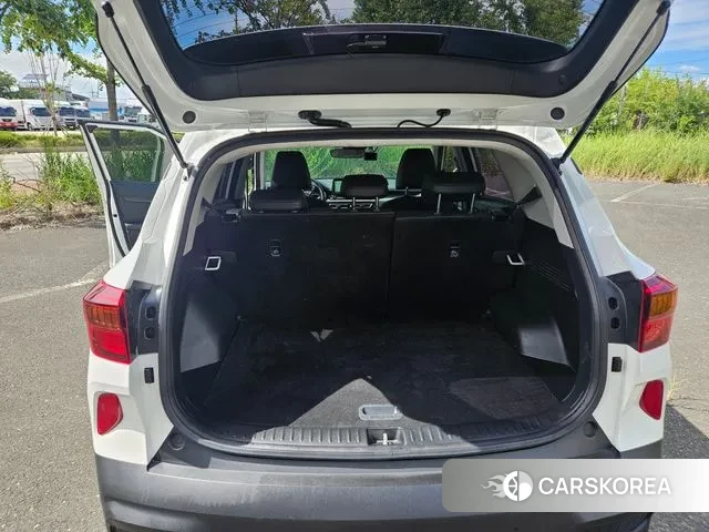 Kia Seltos 2021 Белый из Кореи, фото 4