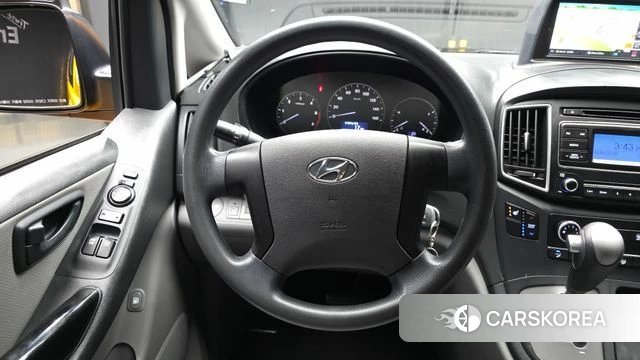 Hyundai The New Grand Starex 2018 Желтый из Кореи, фото 4