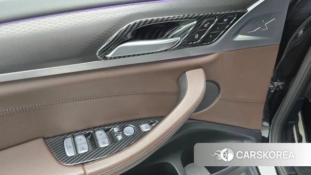 BMW X4 (G02) 2021 Черный из Кореи, фото 4