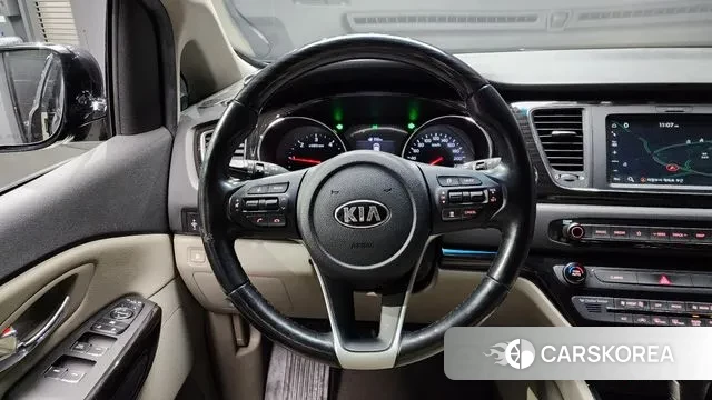 Kia The New Carnival 2018 Серый из Кореи, фото 4