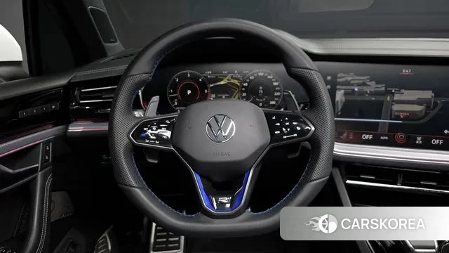 Volkswagen Touareg 3rd generation 2020 Белый из Кореи, фото 4