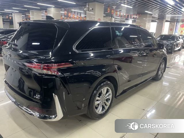 Toyota Saina 2025 Черный из Китая, фото 4