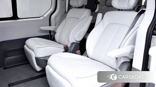Hyundai Staria 2024 Белый из Кореи, фото 4